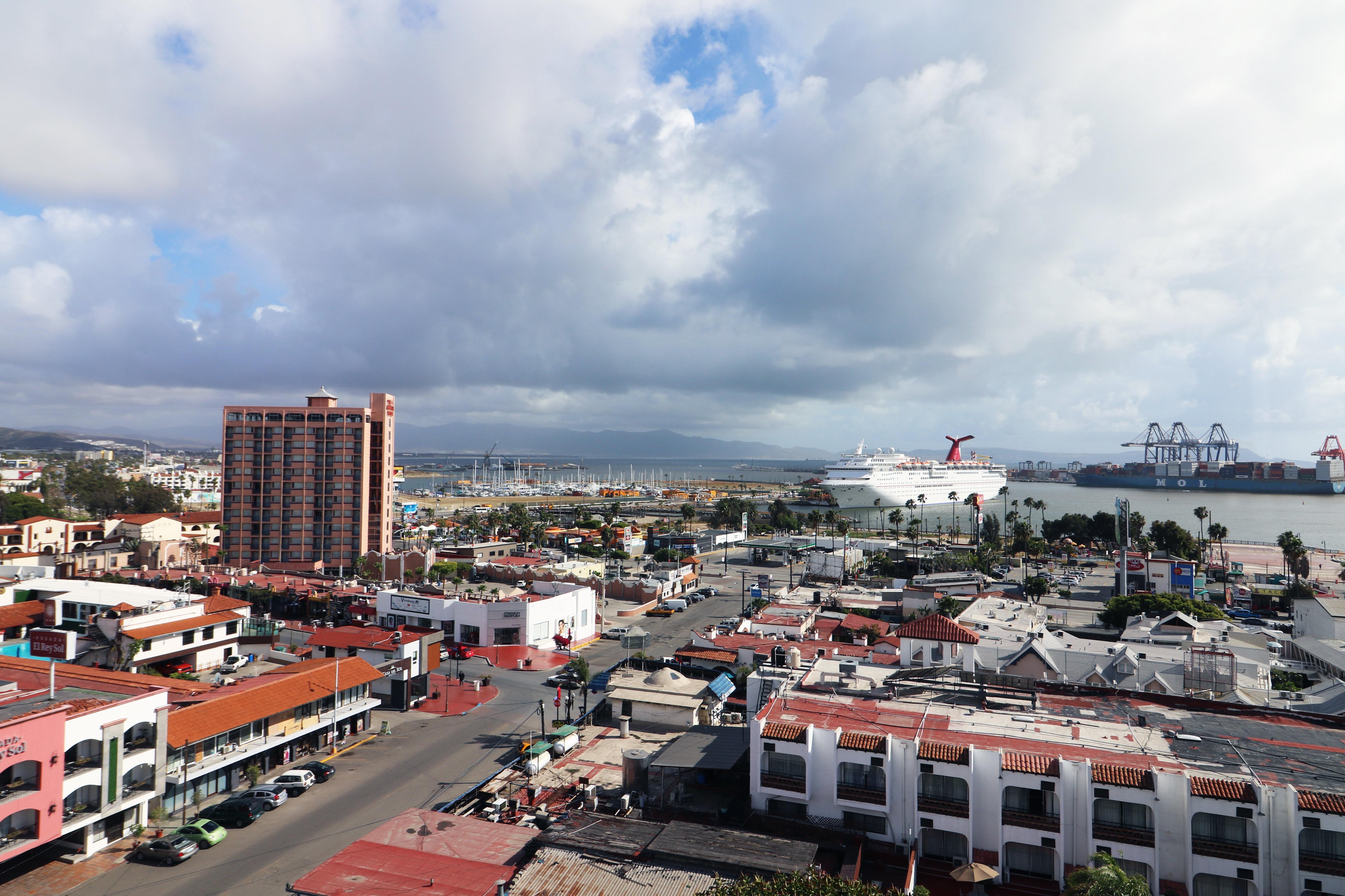 Holiday Inn Express & Suites - Ensenada Centro By Ihg Экстерьер фото