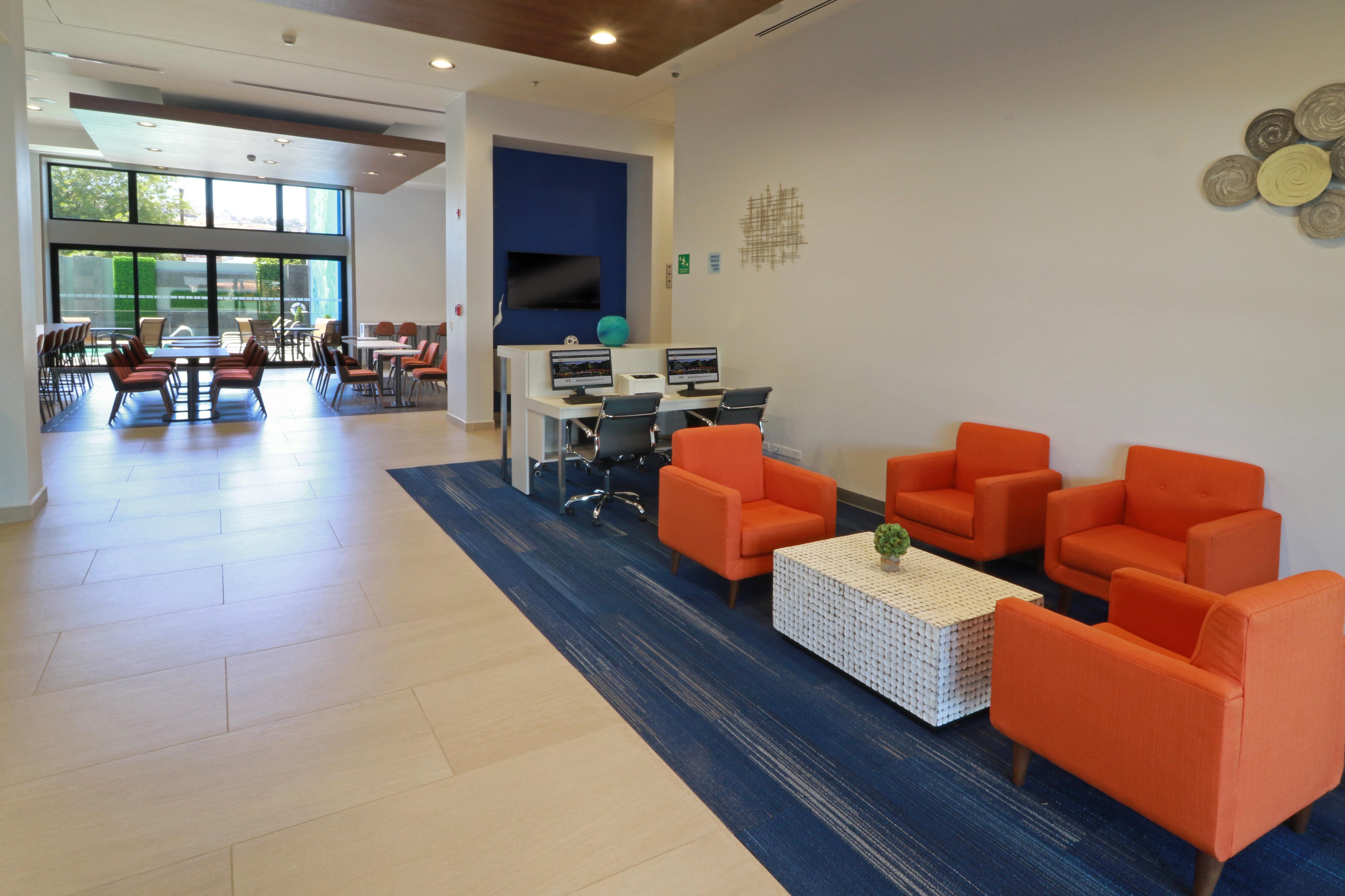 Holiday Inn Express & Suites - Ensenada Centro By Ihg Экстерьер фото