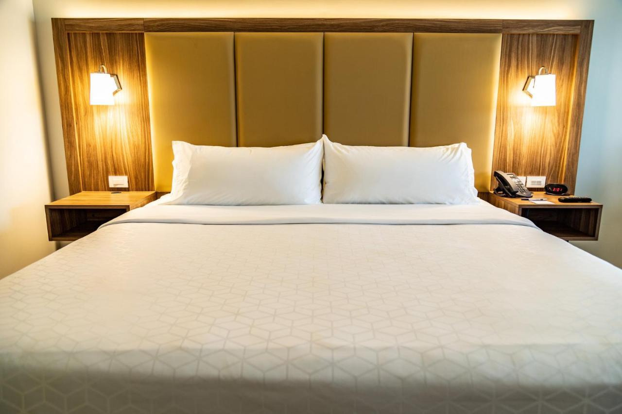Holiday Inn Express & Suites - Ensenada Centro By Ihg Экстерьер фото